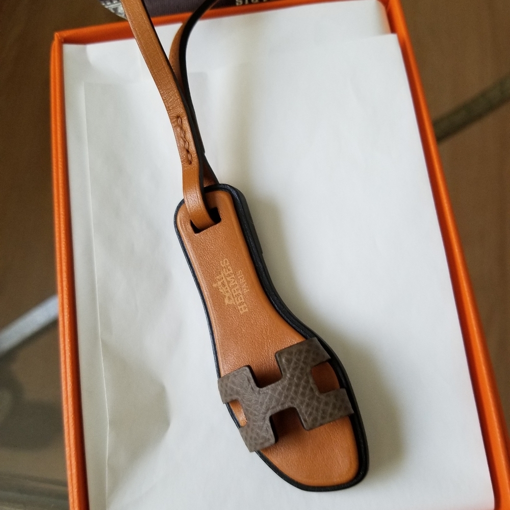 ❌SOLD❌Hermes Oran nano charm